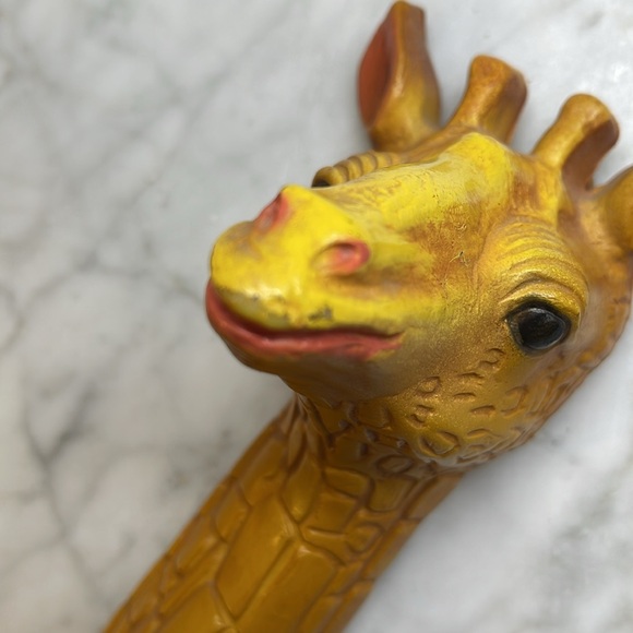 Vtg 1970s Homco 3D Giraffes set of 2 Wall Decor Plastic Kids Room - Picture 10 of 12